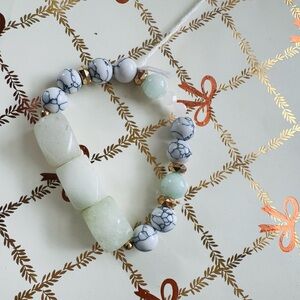 Elegant White and Green Beaded Bracelet